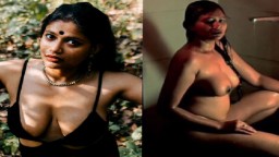 Bangladesh Boudoi Model Afsana Faiza aka Famil Faiza Nude Photoshoot