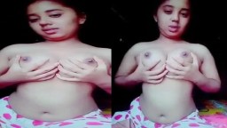 Bengali College Girl Boobs Show Viral Clip